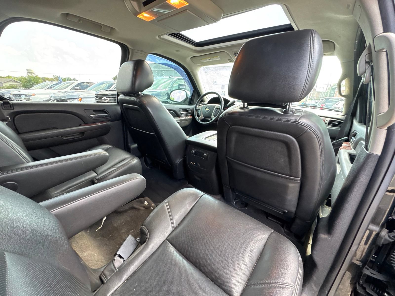 Used 2013 Chevrolet Tahoe LTZ AWD/4WD image 32