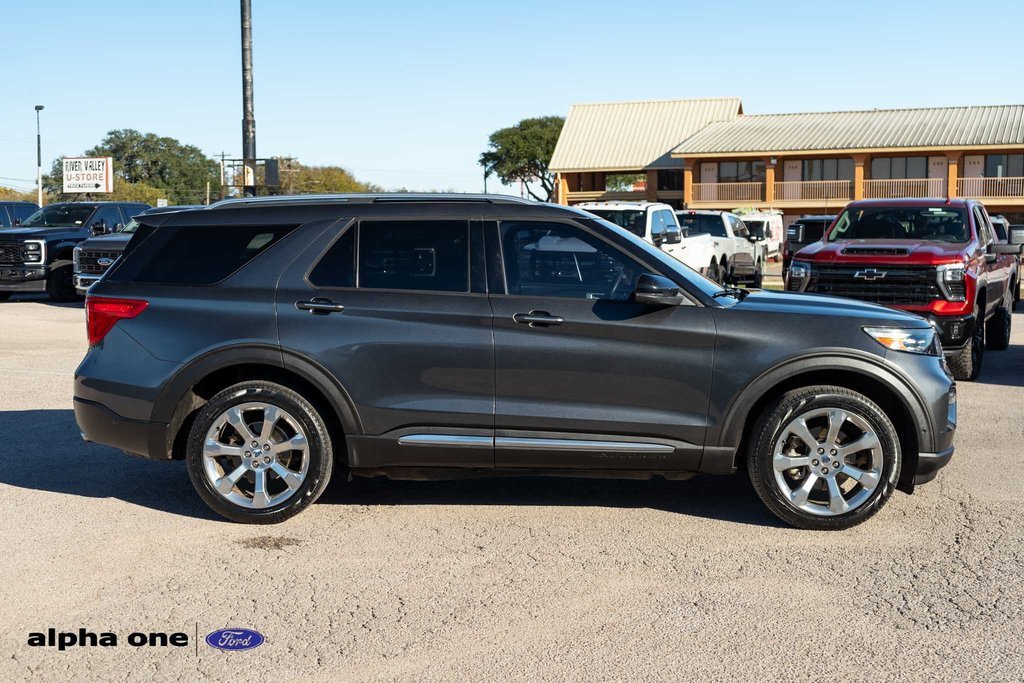 Used 2020 Ford Explorer Platinum w/ Premium Technology Package image 4