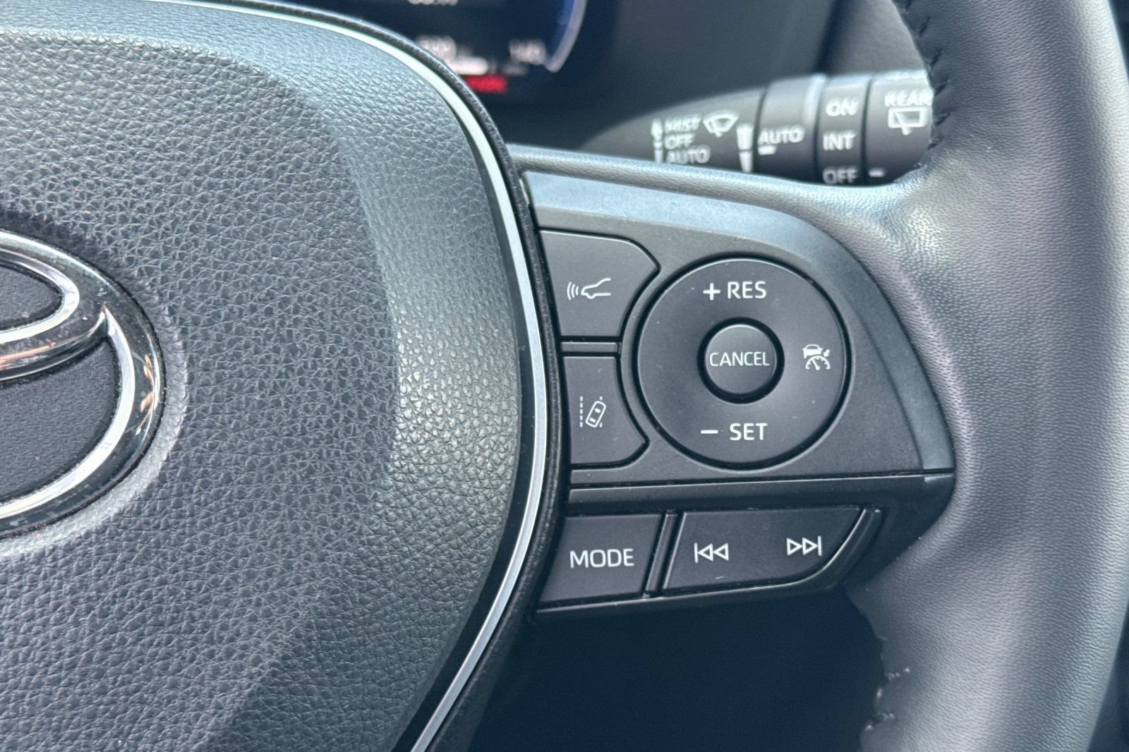 Certified 2023 Toyota RAV4 XSE AWD/4WD image 31