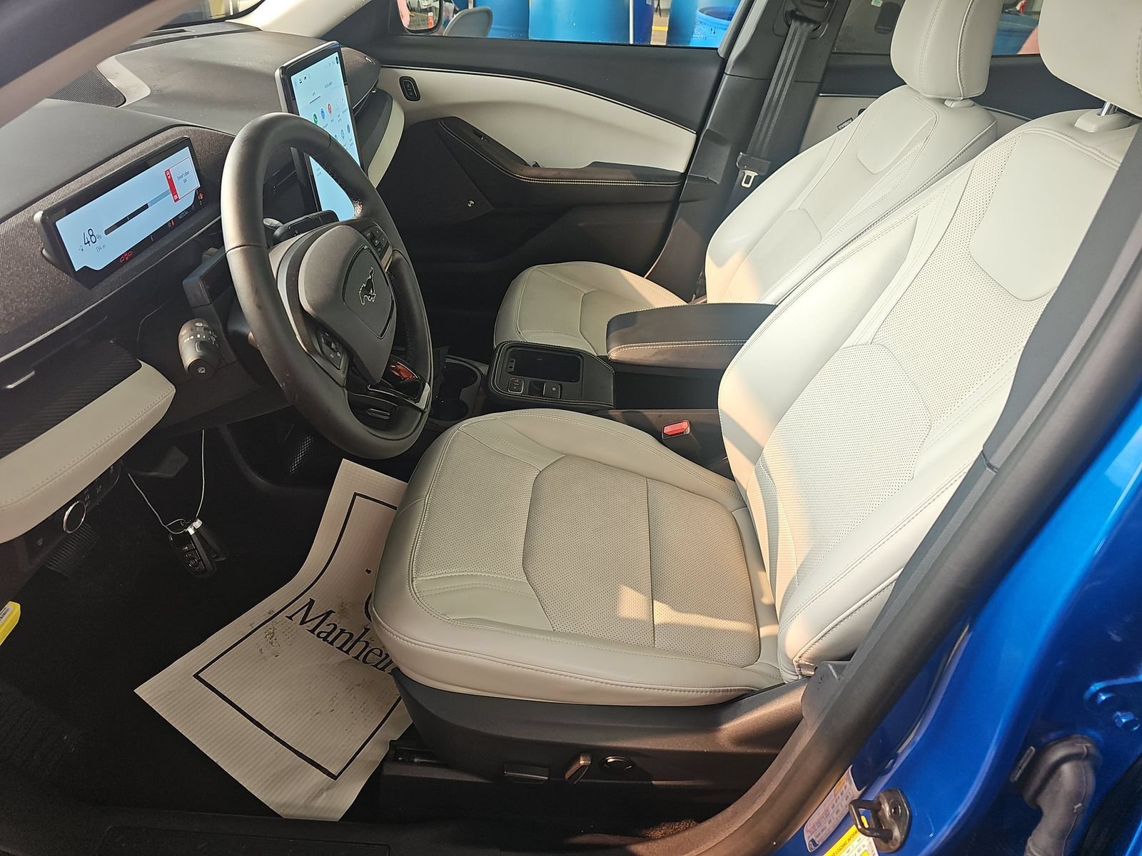 Used 2025 Ford Mustang Mach-E Premium AWD/4WD image 9
