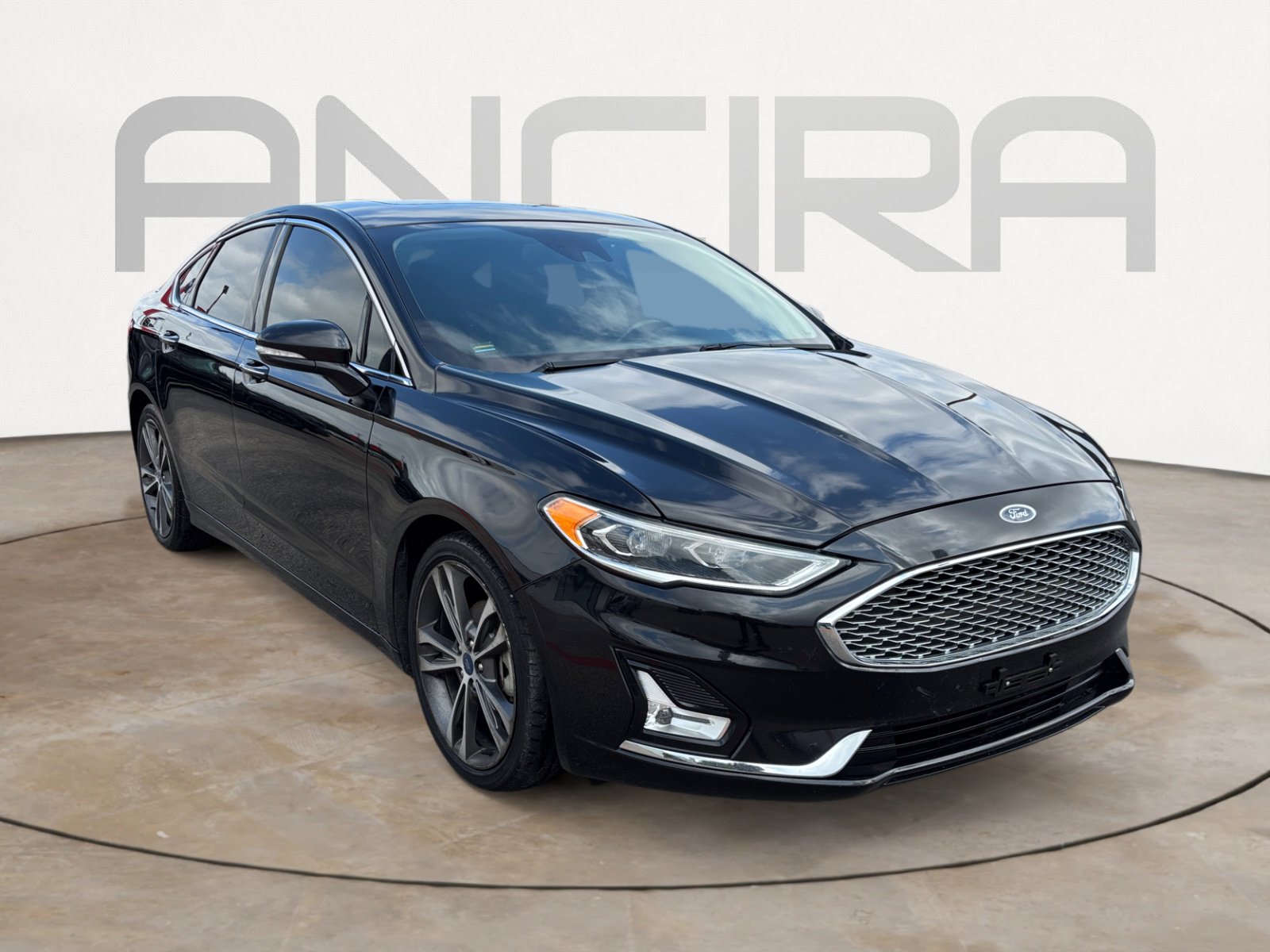 Used 2019 Ford Fusion Titanium image 4