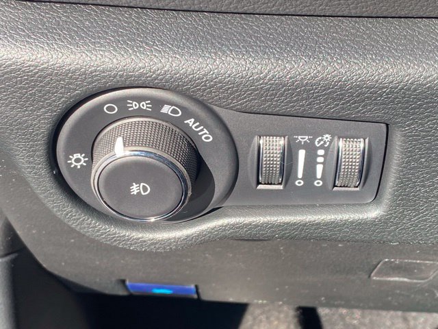 New 2026 Chrysler Pacifica Pinnacle AWD/4WD image 28
