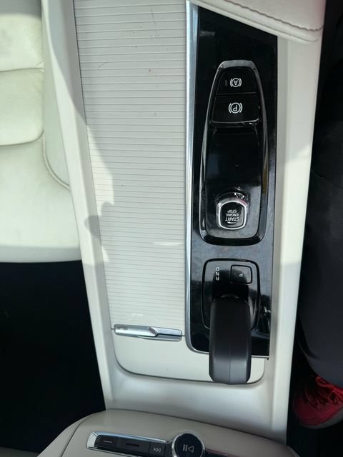 Used 2023 Volvo S60 B5 Core AWD/4WD image 53