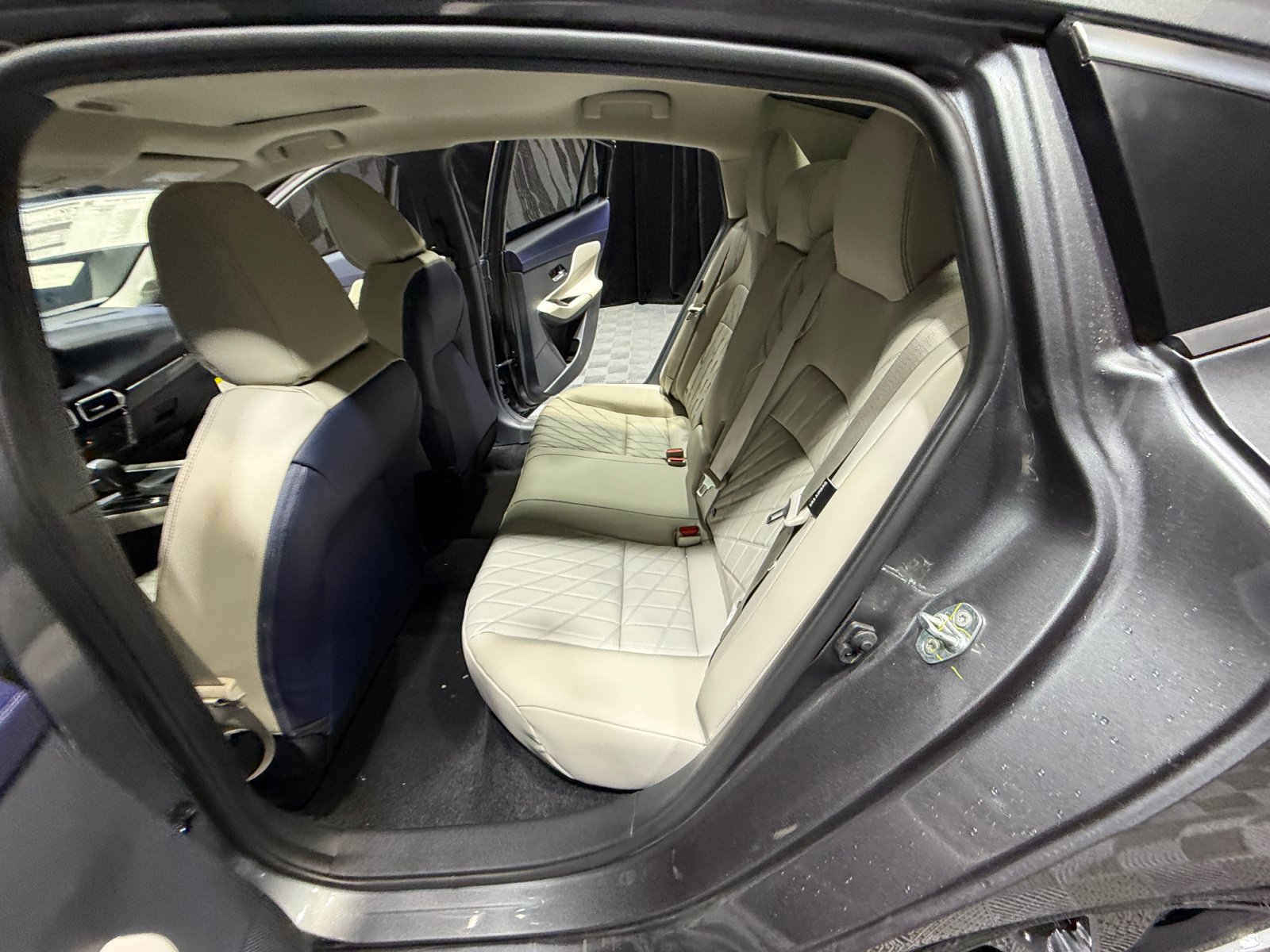 New 2026 Nissan Sentra SL w/ Floor Mat Package FWD image 17