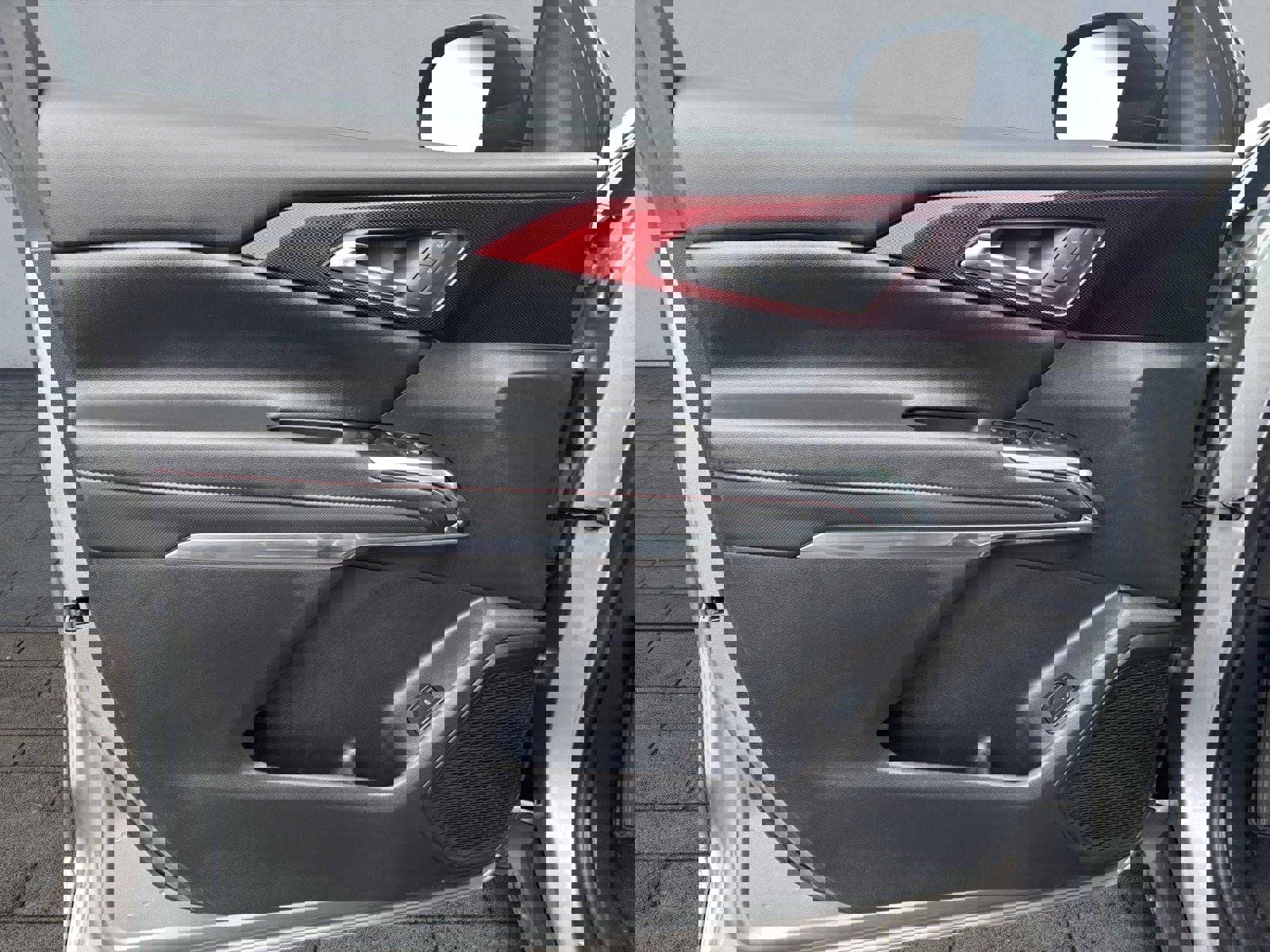 Used 2025 Chevrolet Traverse Z71 w/ Driver Confidence Package image 10