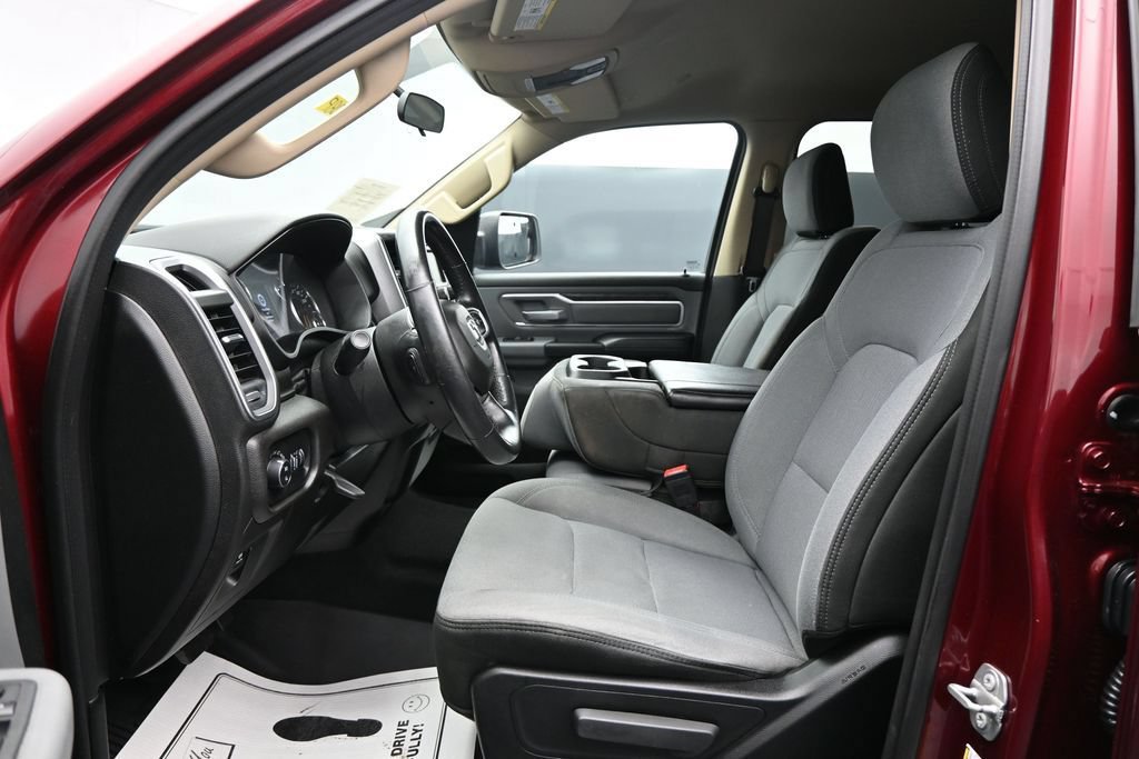 Used 2019 RAM 1500 Big Horn AWD/4WD image 9