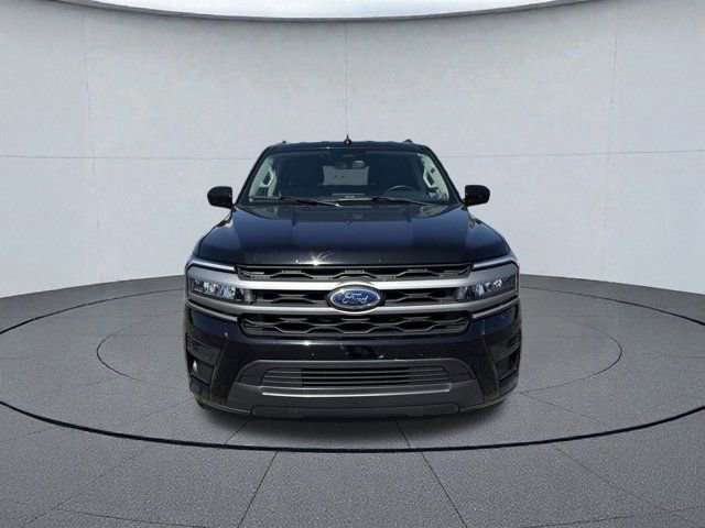 Used 2024 Ford Expedition XLT image 9