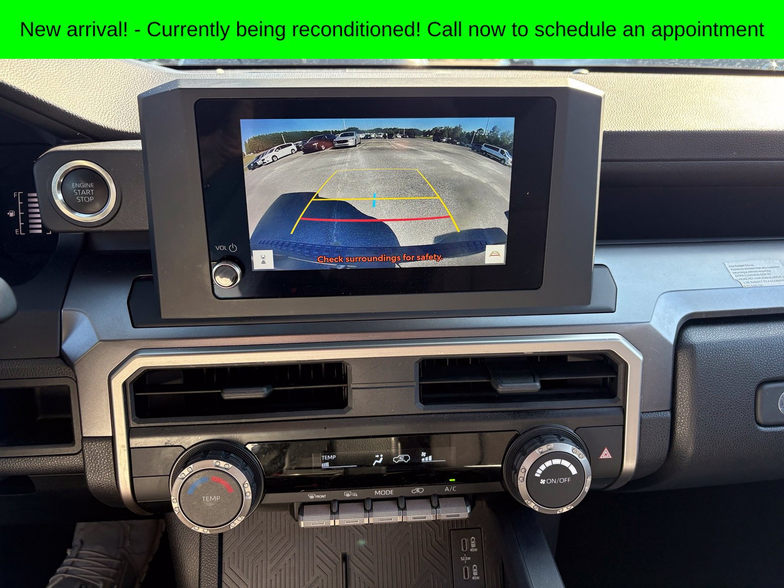 Used 2025 Toyota 4Runner SR5 AWD/4WD image 13