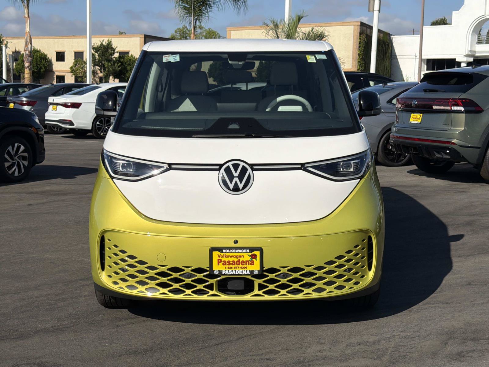 Certified 2025 Volkswagen ID. Buzz 1st Edition RWD image 2