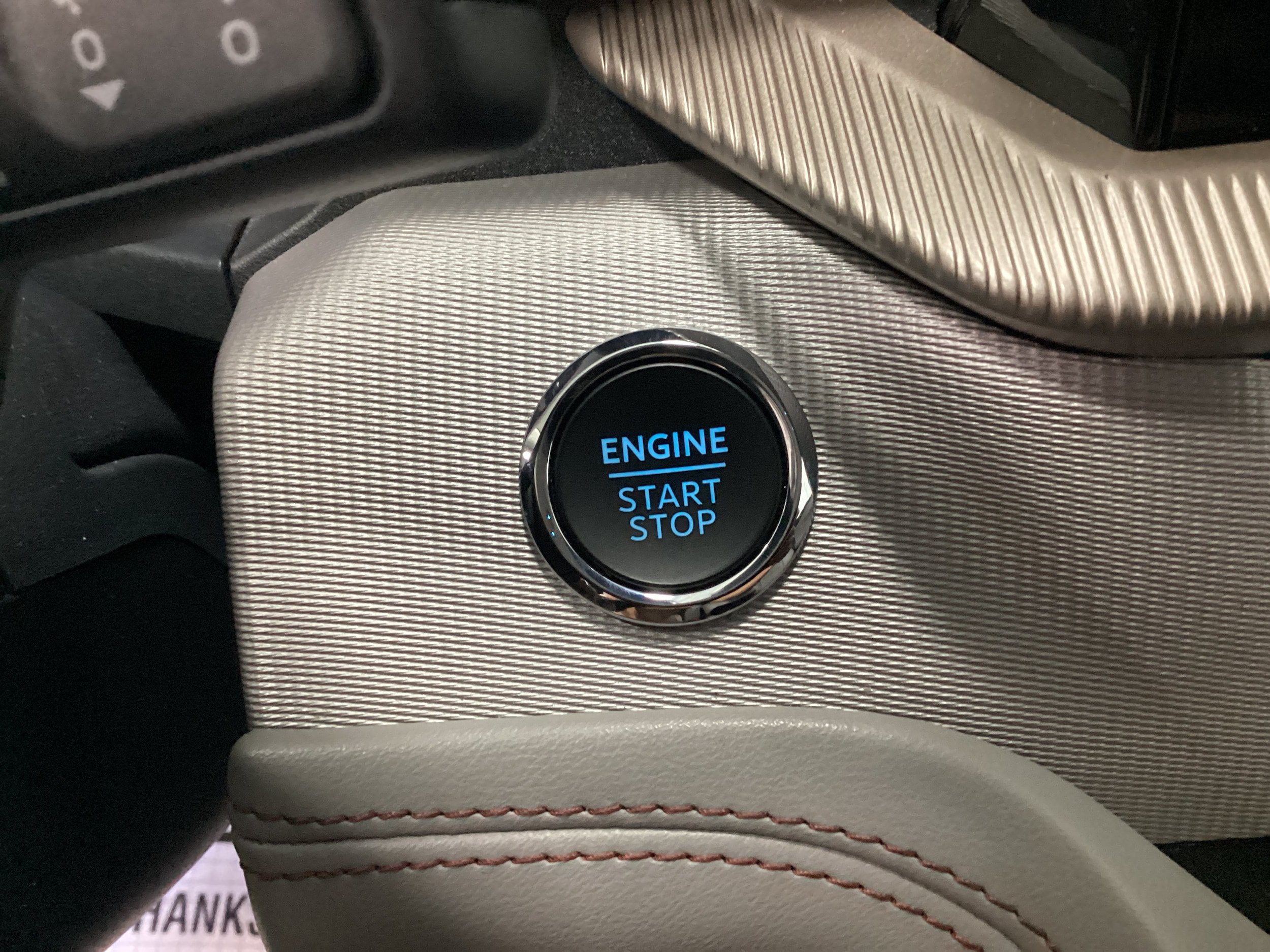 Used 2025 Ford Explorer Active w/ Active Comfort Package AWD/4WD image 25