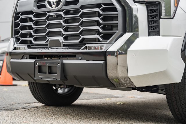 New 2026 Toyota Tundra Platinum w/ TRD Off-Road Package AWD/4WD image 13