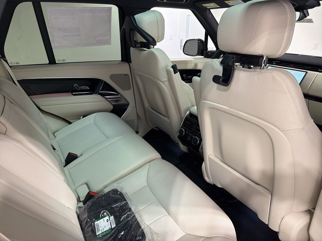 New 2026 Land Rover Range Rover SE AWD/4WD image 27