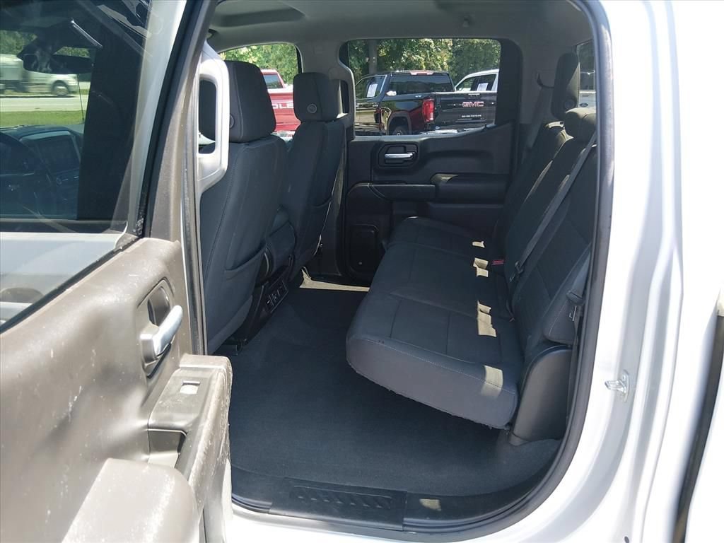 Used 2021 Chevrolet Silverado 1500 LT AWD/4WD image 14