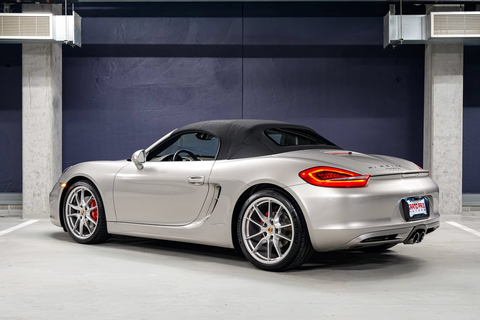 Used 2013 Porsche Boxster S RWD image 8