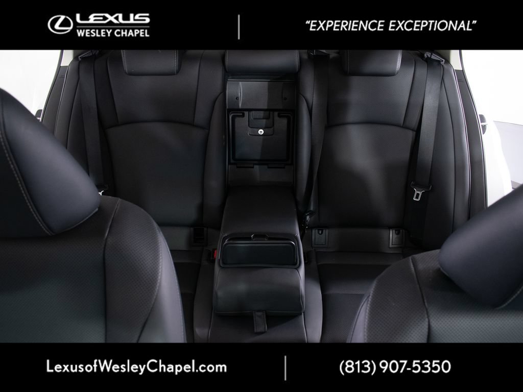 Used 2023 Lexus ES 250 w/ Premium Package AWD/4WD image 17