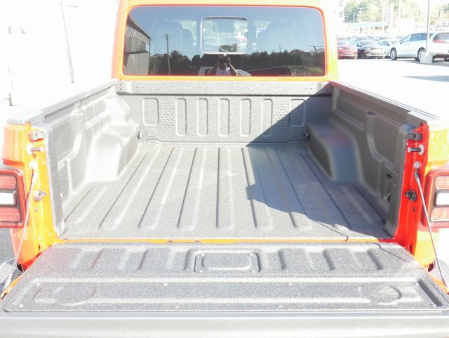 New 2025 Jeep Gladiator Sport image 10