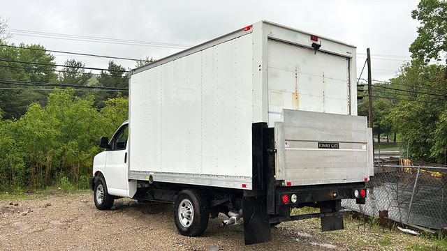 Used 2017 Chevrolet Express 3500 RWD image 6