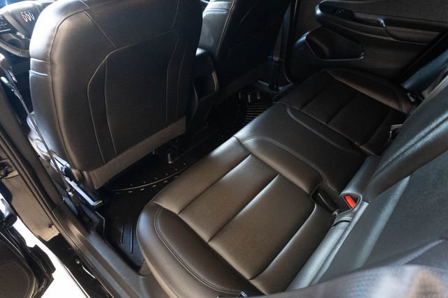 Used 2025 Buick Envista Sport Touring w/ Convenience II Package FWD image 20