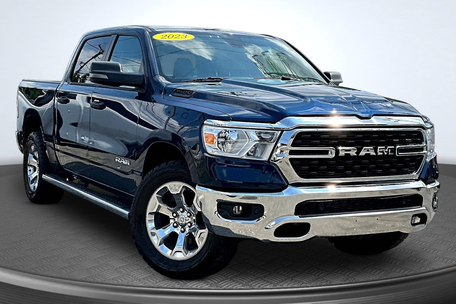 Used 2023 RAM 1500 Big Horn AWD/4WD image 2