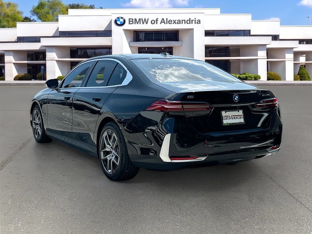 Used 2026 BMW i5 eDrive40 AWD/4WD image 5