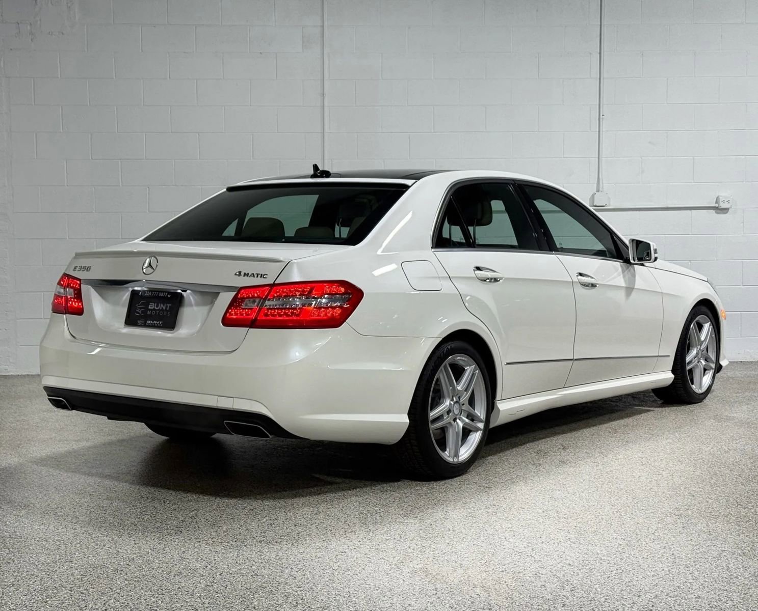 Used 2013 Mercedes-Benz E 350 4MATIC Sedan image 8