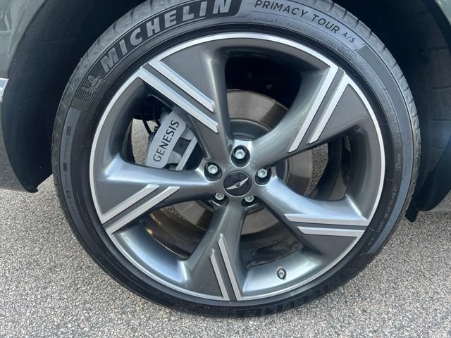 Certified 2025 Genesis GV80 3.5T Prestige AWD/4WD image 16