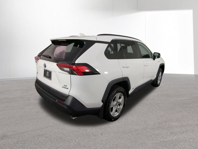 Used 2021 Toyota RAV4 LE AWD/4WD image 13