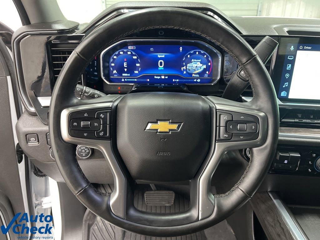 Used 2025 Chevrolet Silverado 2500 LTZ w/ LTZ Premium Package AWD/4WD image 18