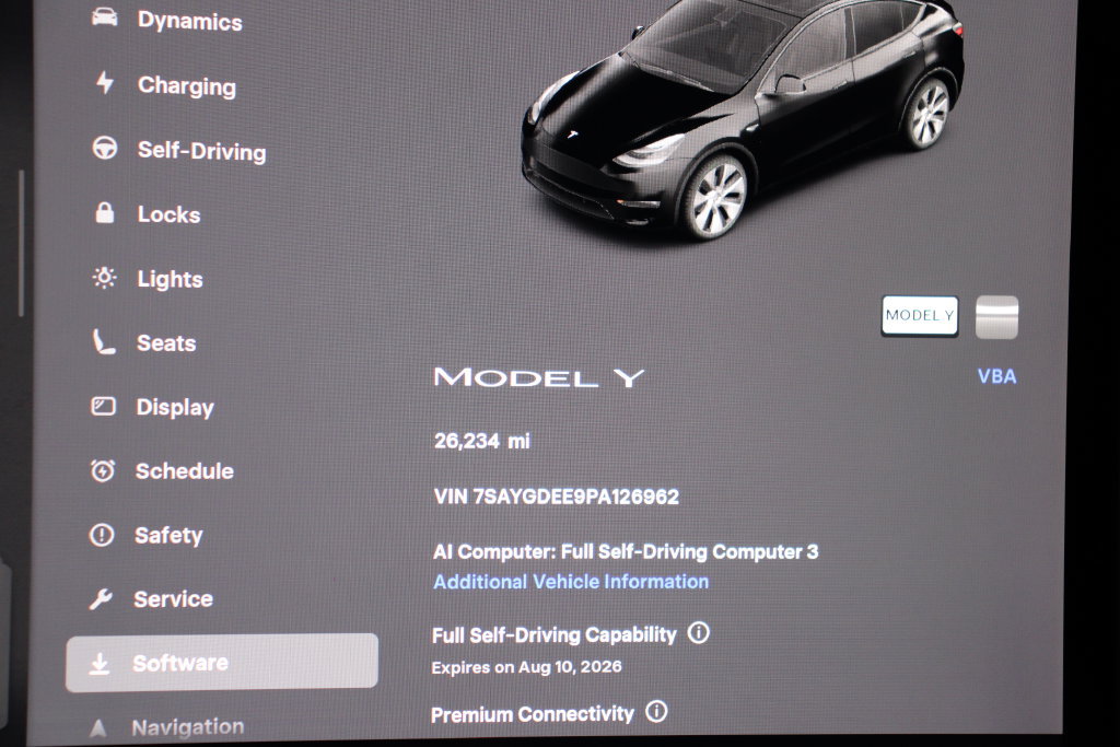 Used 2023 Tesla Model Y Long Range AWD/4WD image 19