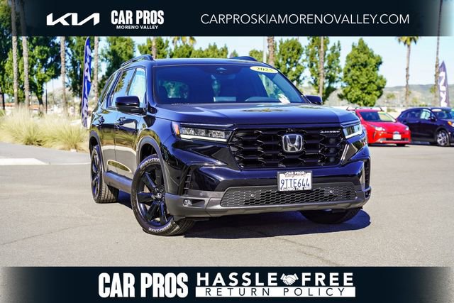 Used 2025 Honda Pilot Black Edition image 1