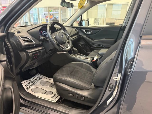 Used 2023 Subaru Forester Premium image 12