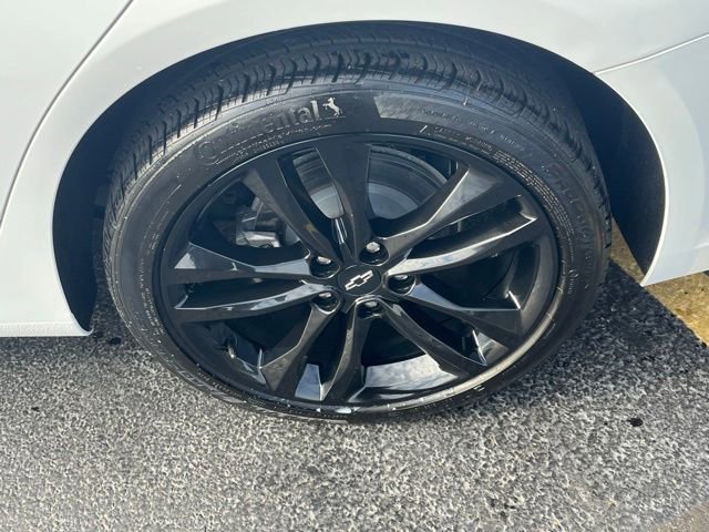 Used 2024 Chevrolet Malibu LT w/ Sport Edition image 7