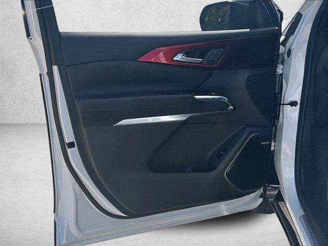 Certified 2024 Chevrolet Traverse RS image 18