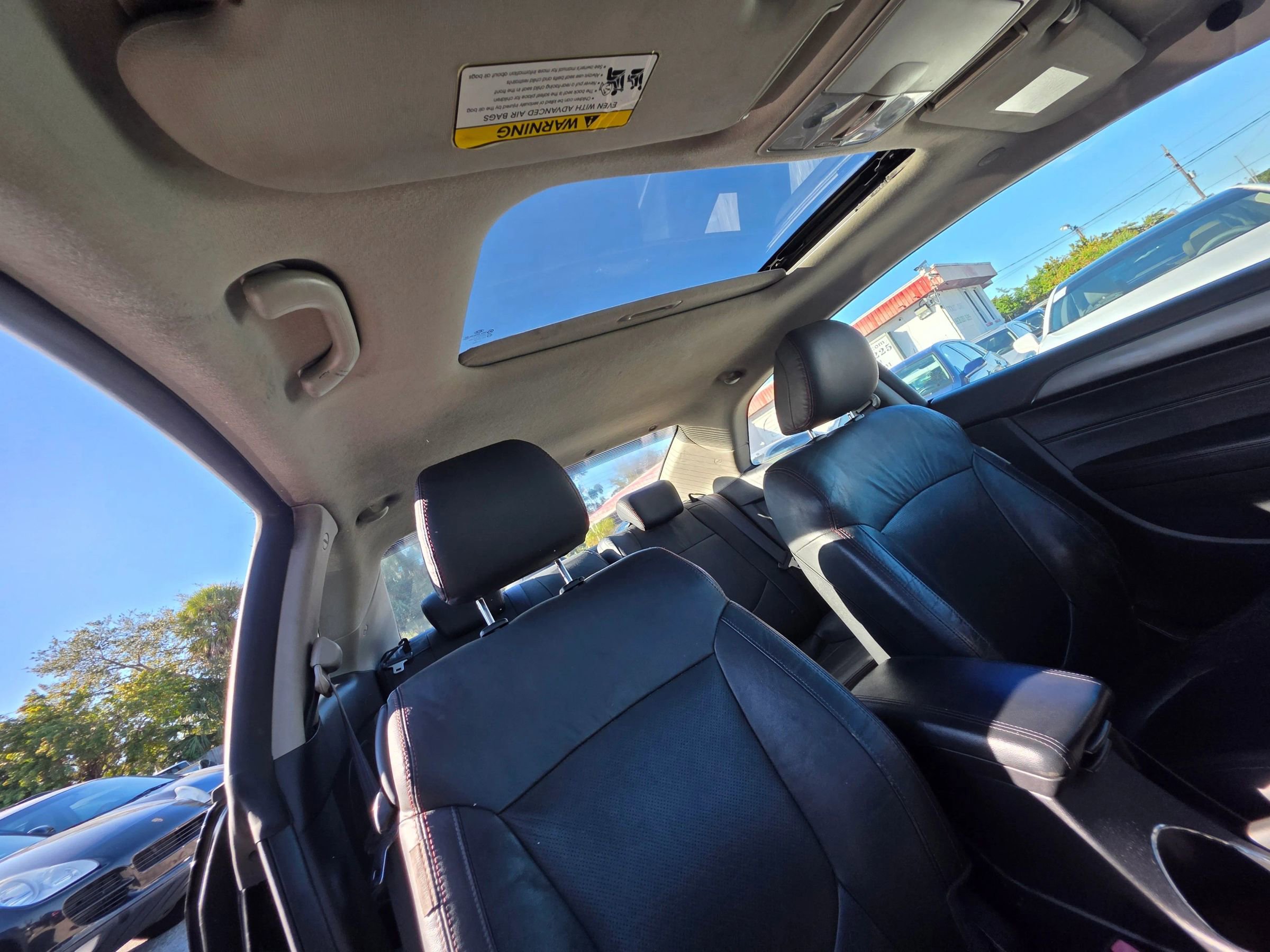 Used 2012 Kia Forte Koup SX w/ Tech Pkg image 19