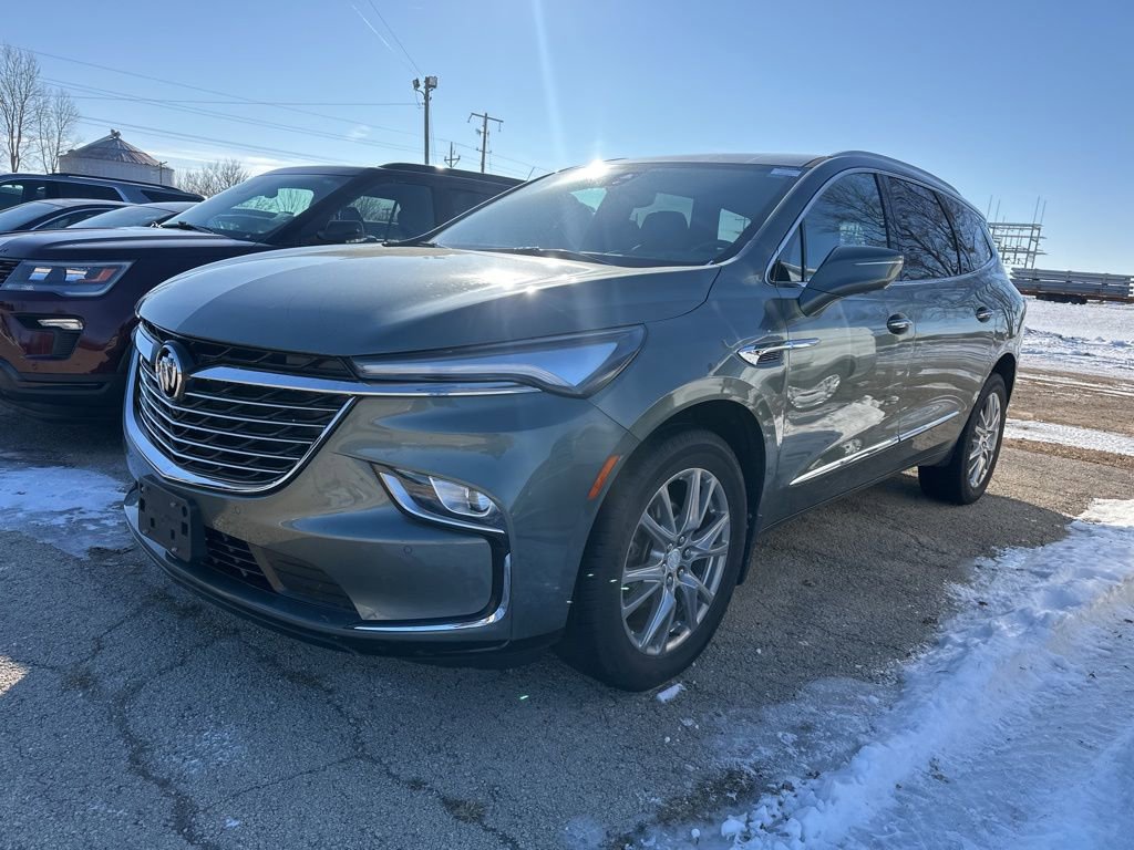 Used 2022 Buick Enclave Premium w/ Surround and Sites Package image 16