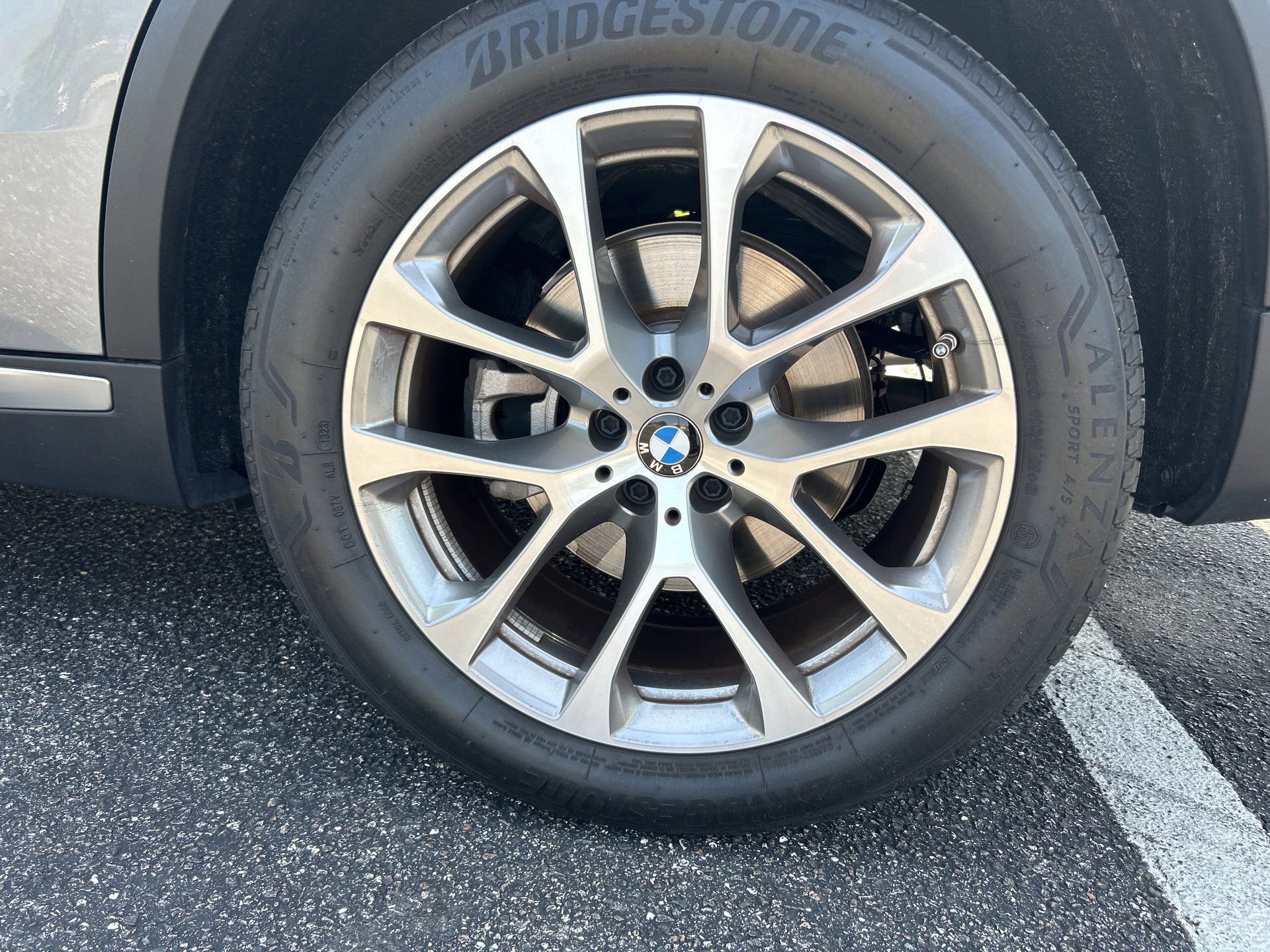 Certified 2024 BMW X5 sDrive40i w/ Premium Package image 5