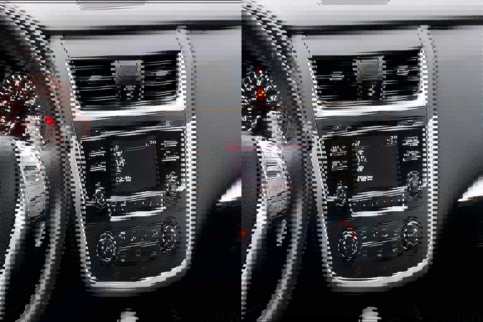 Used 2017 Nissan Altima 3.5 SR image 7