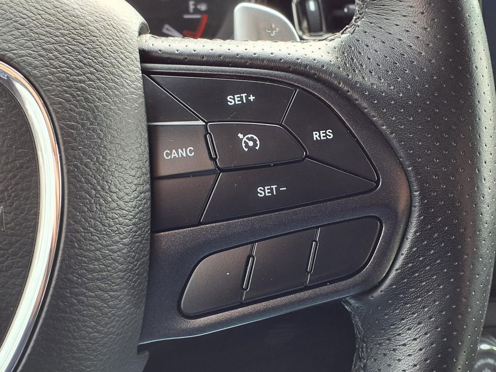 Used 2025 Dodge Durango GT image 28