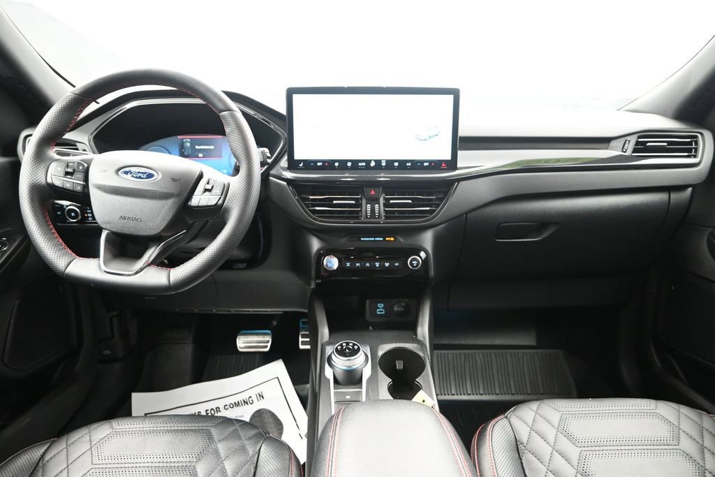 Used 2023 Ford Escape ST-Line Elite w/ Premium Technology Package AWD/4WD image 32