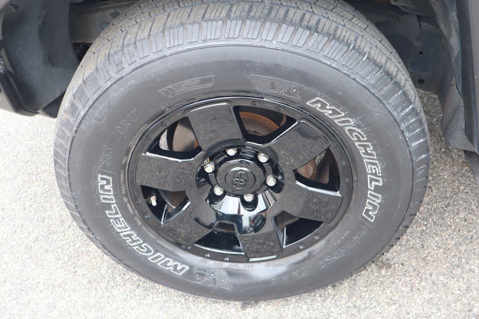 Used 2010 Toyota FJ Cruiser 4WD image 30