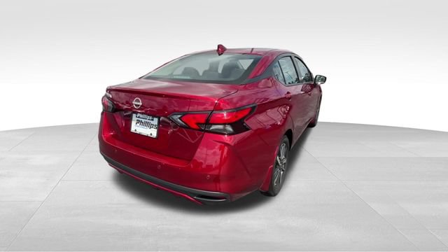 Used 2025 Nissan Versa SV FWD image 7