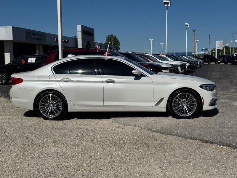 Used 2018 BMW 530i xDrive AWD/4WD image 2