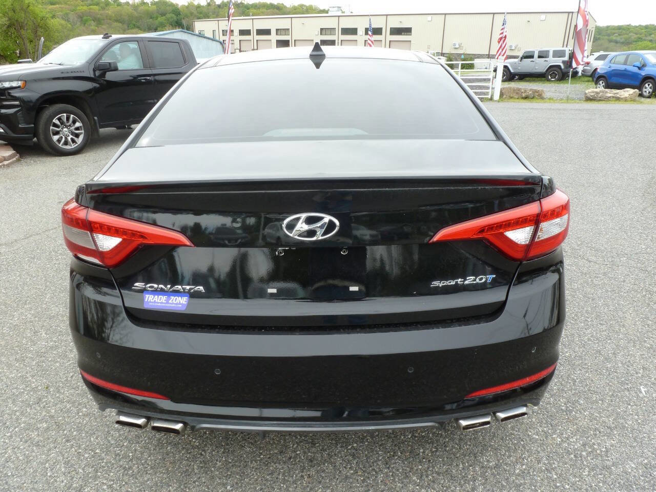 Used 2015 Hyundai Sonata Sport 2.0T w/ Option Group 07 FWD image 8