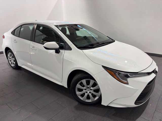 Used 2024 Toyota Corolla LE FWD image 7
