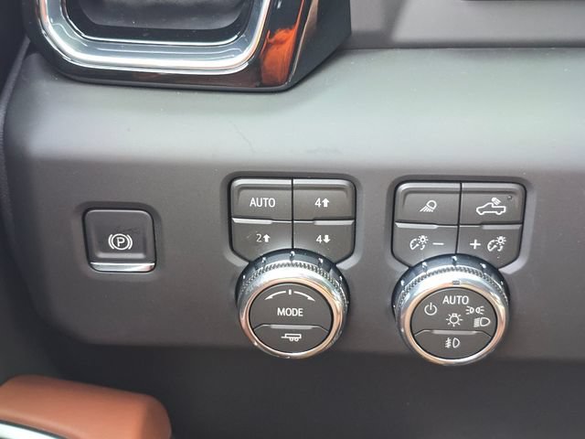 New 2026 GMC Sierra 3500 Denali Ultimate AWD/4WD image 6