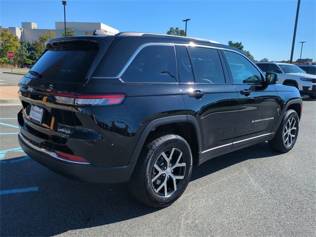 New 2025 Jeep Grand Cherokee Limited w/ Trailer Tow Package image 4