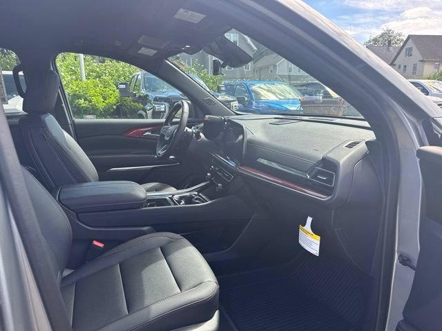 New 2026 Chevrolet Traverse Z71 w/ Enhanced Driving Package AWD/4WD image 17