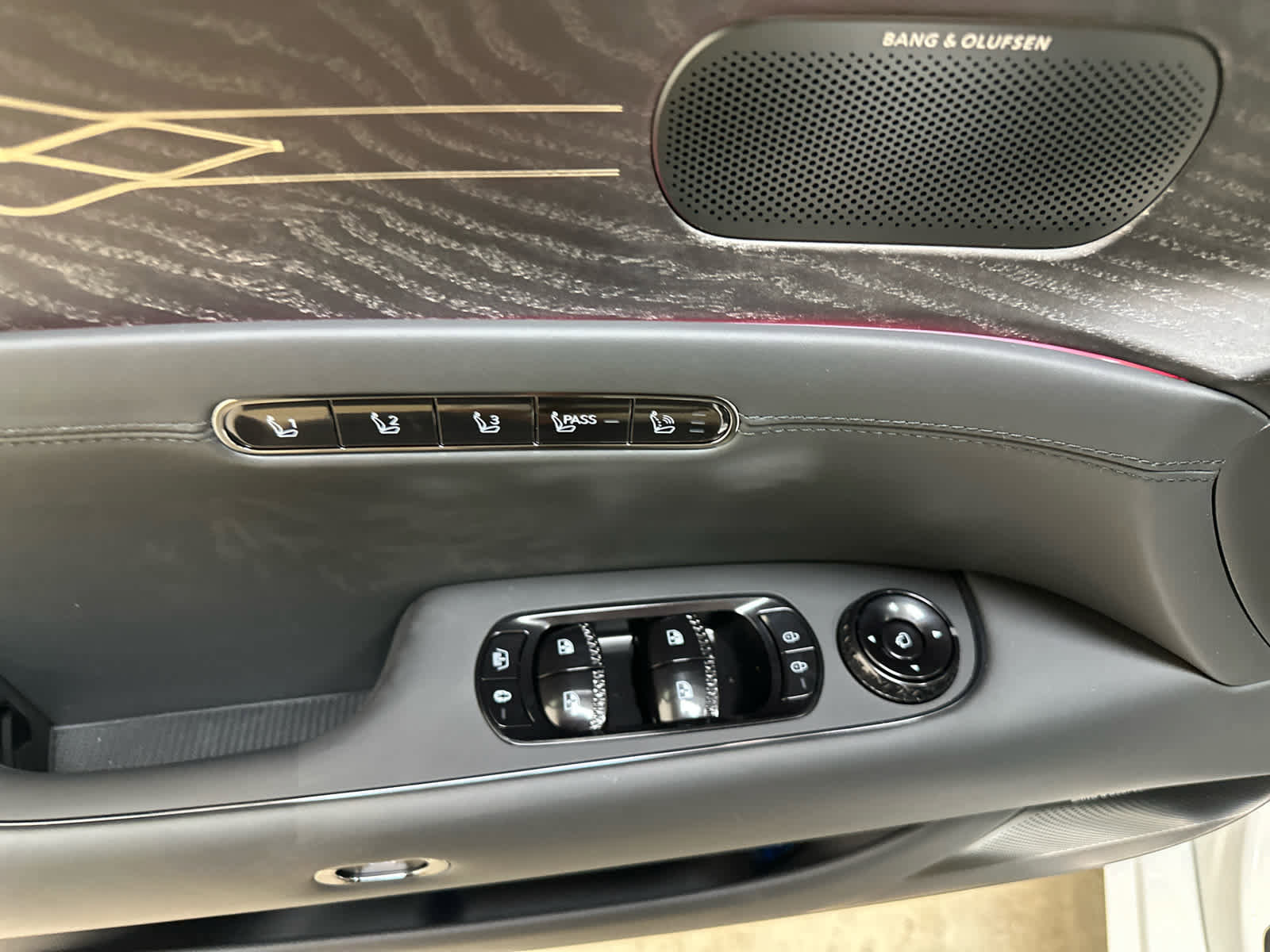 New 2026 Genesis G90 3.5T Prestige image 11