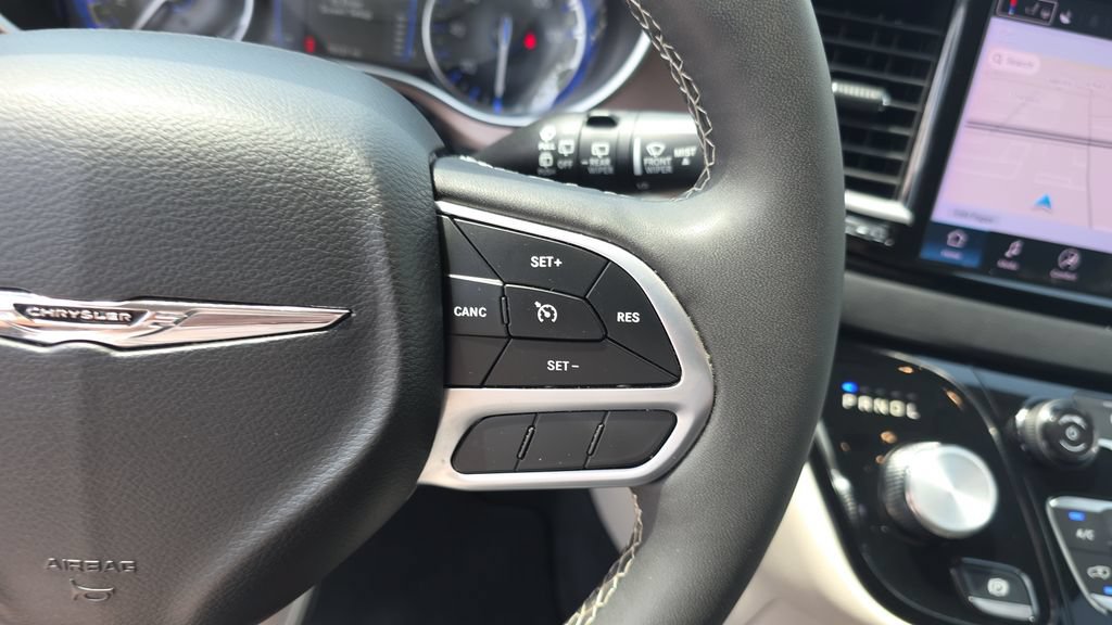 Used 2024 Chrysler Voyager LX FWD image 17