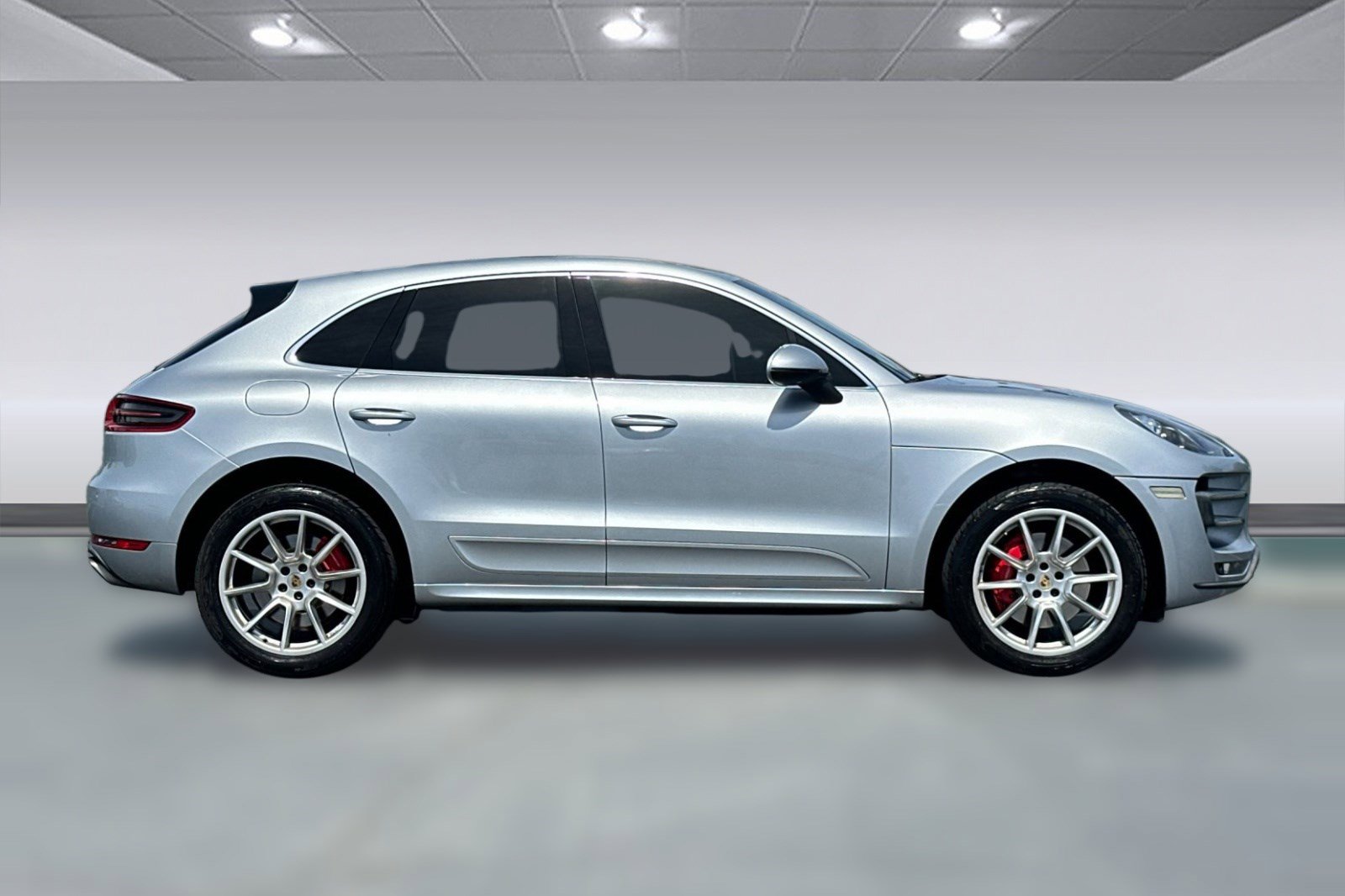Used 2015 Porsche Macan Turbo AWD/4WD image 7